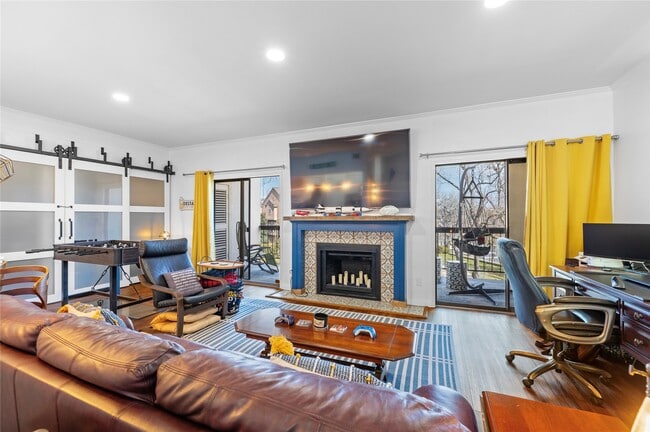 Building Photo - 18809 Egret Bay Blvd