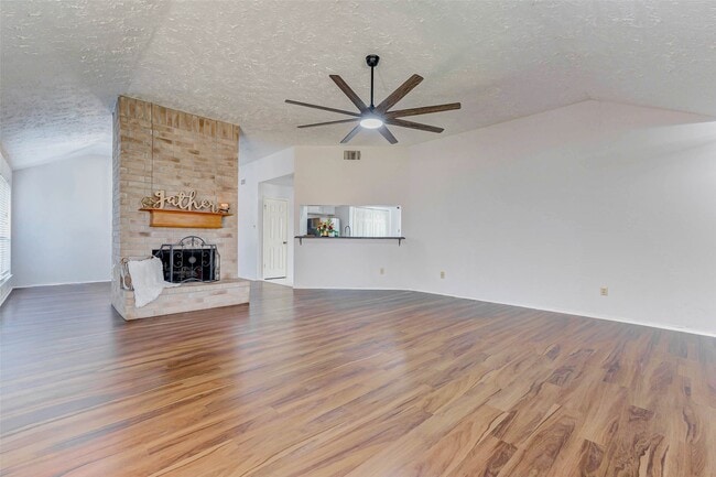 Building Photo - 3518 Pecan Point Dr