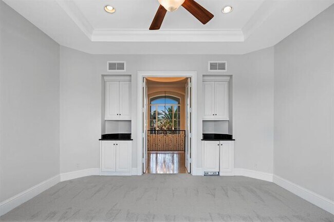 Building Photo - 501 Golden Harbour Dr