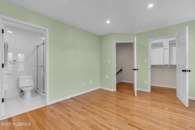 Building Photo - 31 Lexington Ct