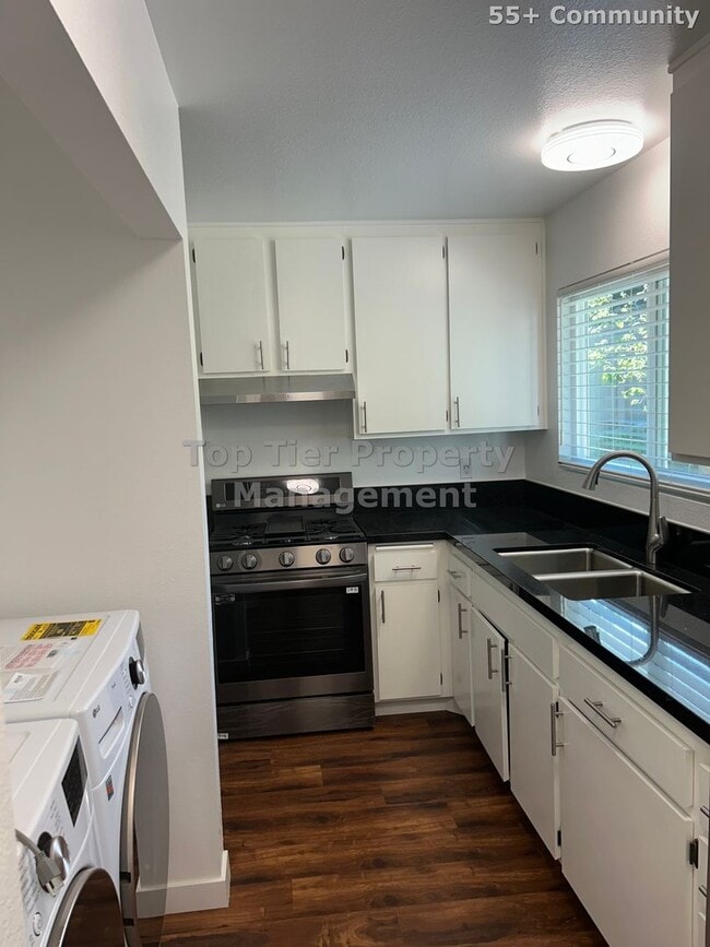 Building Photo - ***REMODELED Peacock Hills Community of Oceanside - 2 bed / 2 bath House*** 55+ ONLY