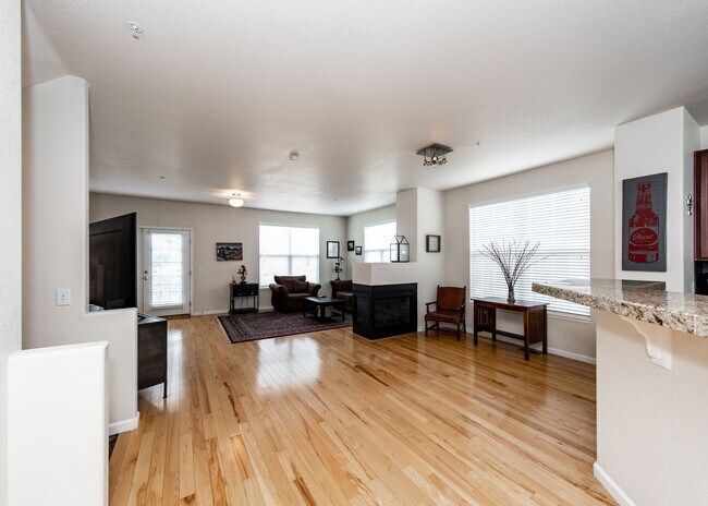 Building Photo - Downtown 3 Bedroom Townhome with 2 Car Garage