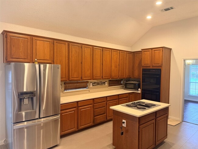 Building Photo - 2220 Sky Harbor Dr