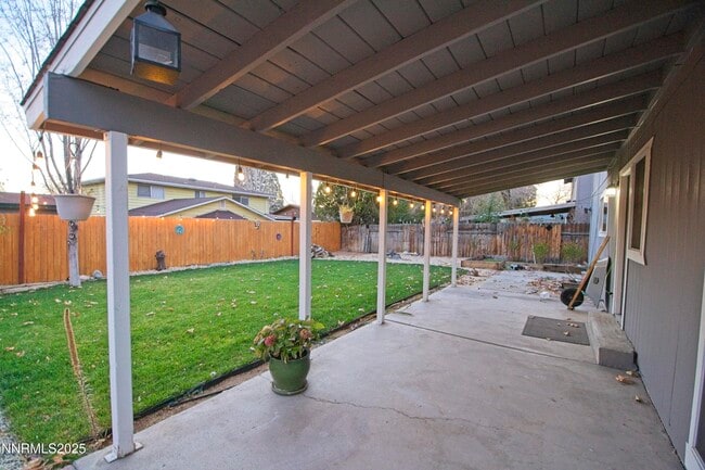 Building Photo - 489 Penny Way