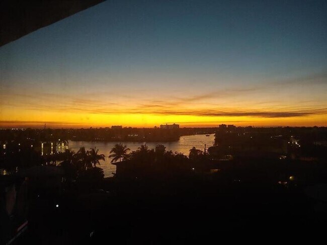 Building Photo - 1200 Hibiscus Ave