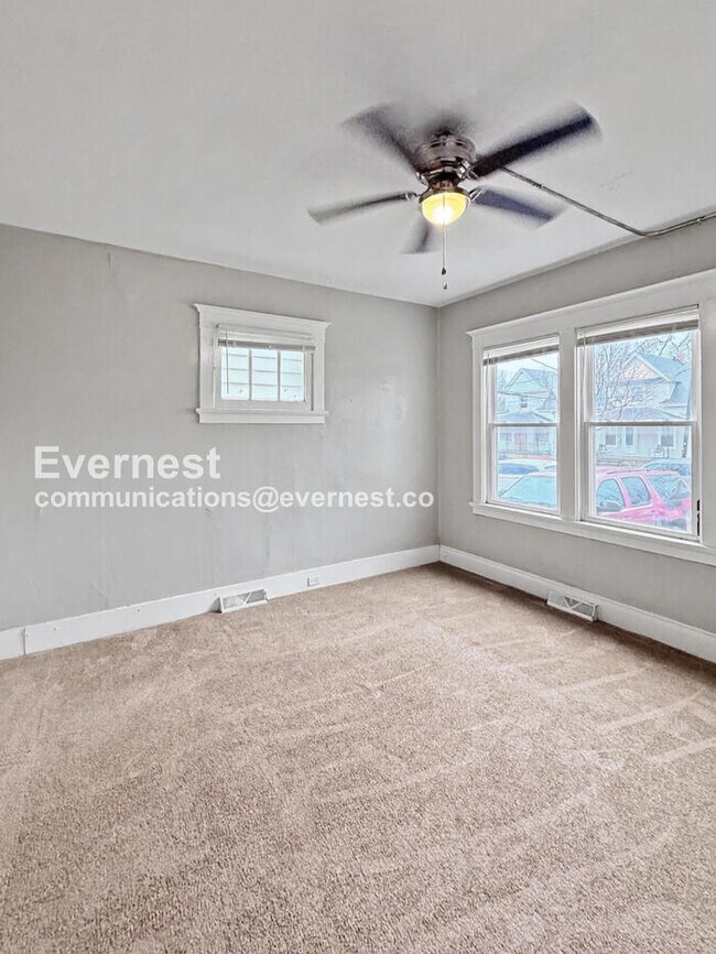 Building Photo - 1311 Mason St