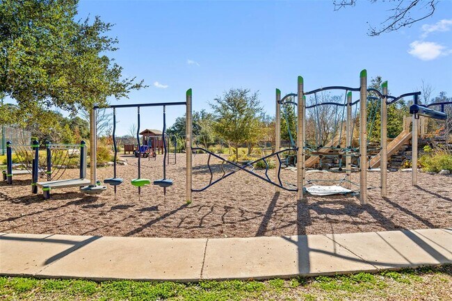 Building Photo - 6811 Hitching Post Cir