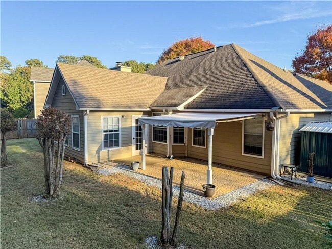 Building Photo - 5555 Grove Place Crossing SW