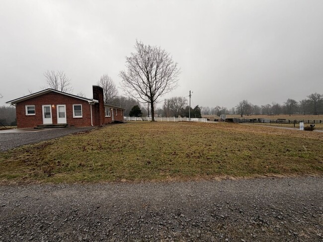 Building Photo - Charming 3 Bed 1 Bath Home in Woodbury