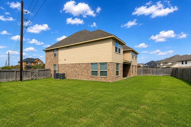 Building Photo - 2919 Iris Gable Ct