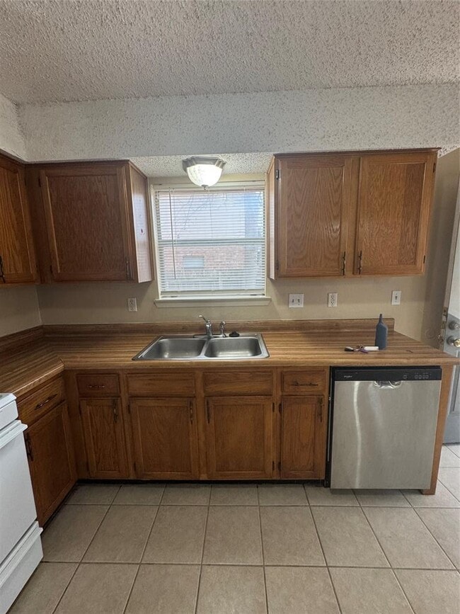 Building Photo - 12306 Cahone Trail