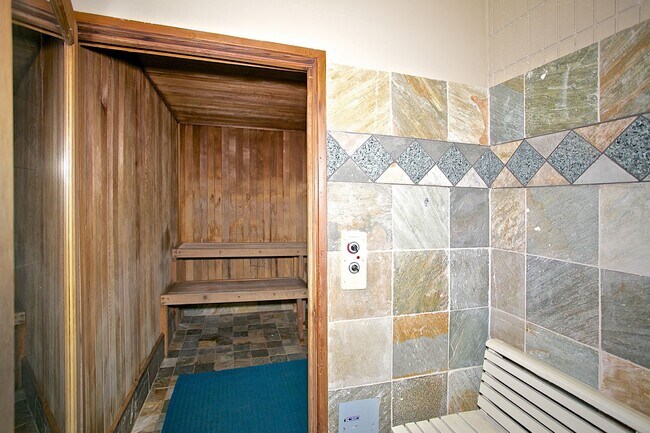 Building Photo - 445 Seaside Ave