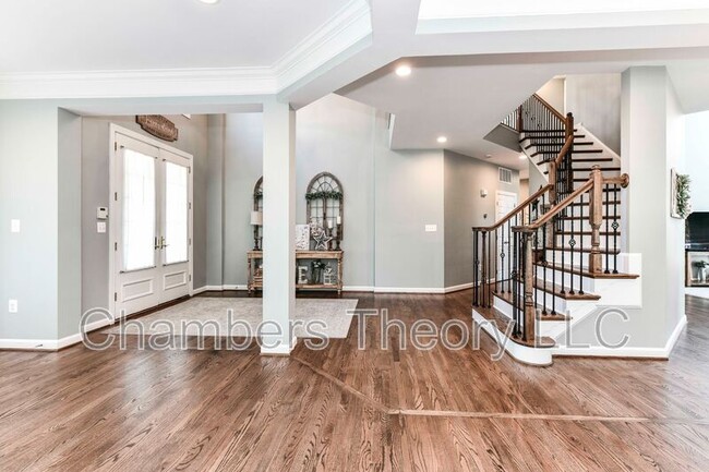 Building Photo - 25798 S Village Dr
