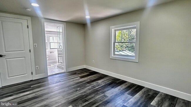 Building Photo - 5241 Main St