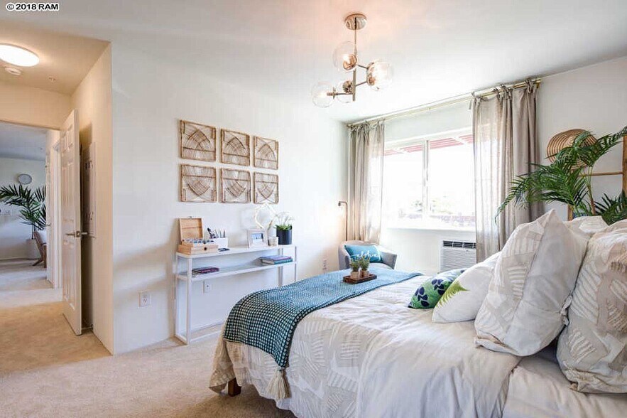 Building Photo - 33 Kihalani St