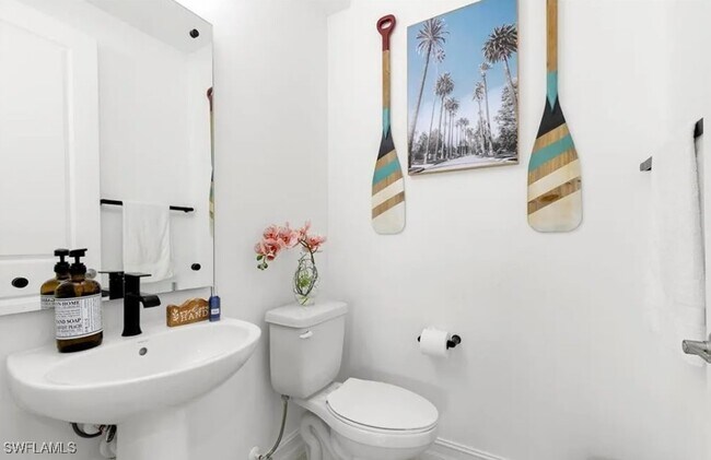 Building Photo - 7578 Rockefeller Dr