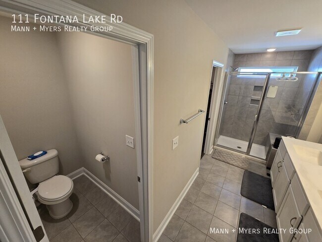 Building Photo - 111 Fontana Lake Rd