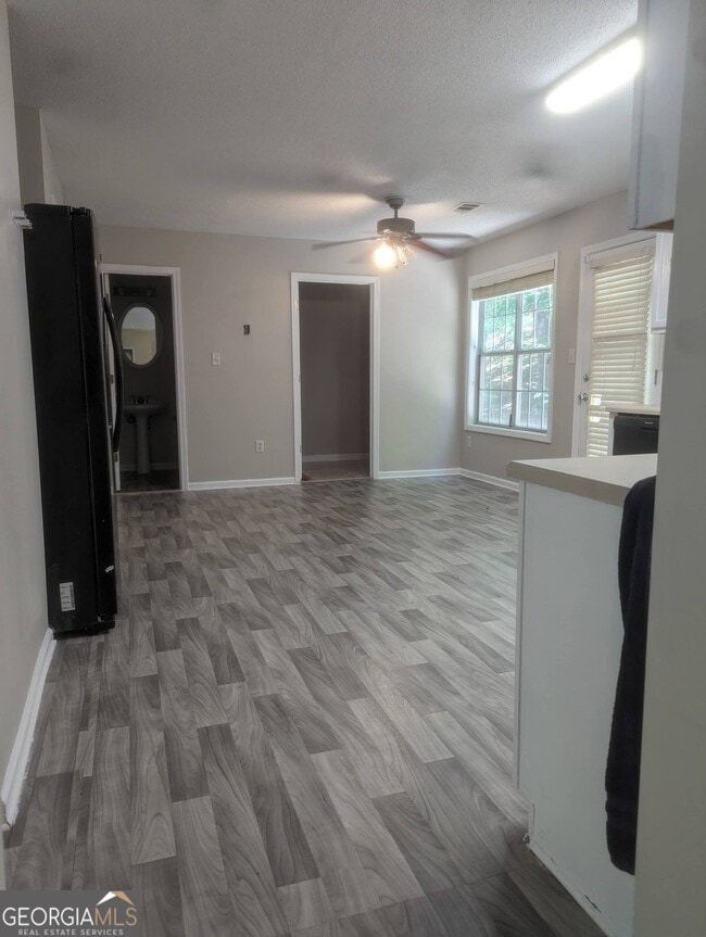 Building Photo - 6857 Mahonia Pl