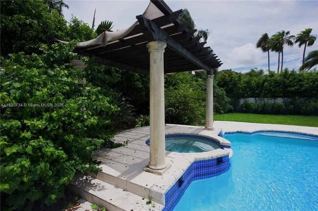 Building Photo - 12401 SW 77th St