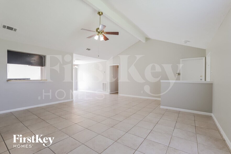 Building Photo - 13361 Lake Breeze Ln