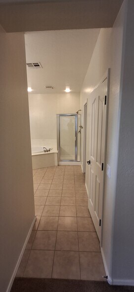 Master Bath #1 - 16021 W Becker Ln