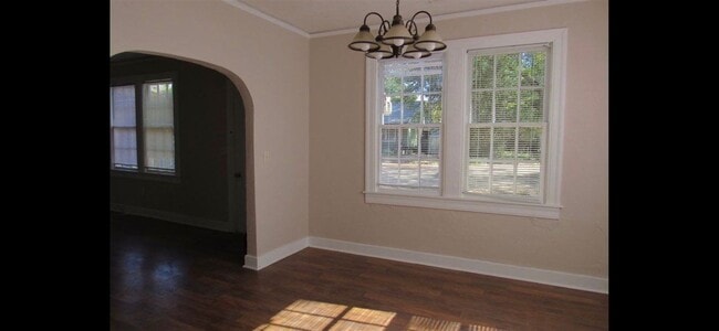 Building Photo - 3415 Northview Dr