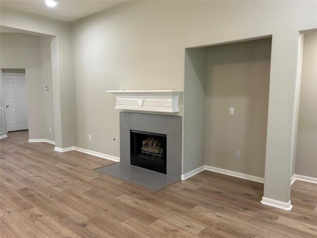 Building Photo - 8714 Willancy Ln
