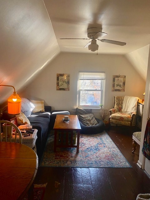 Building Photo - 2222 W Dickens Ave