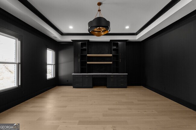 Building Photo - 407 Thunder Rd