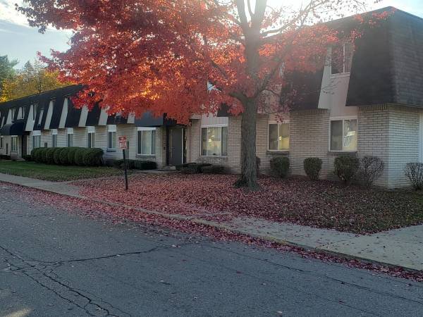 Willow Creek - Willow Creek Apartments