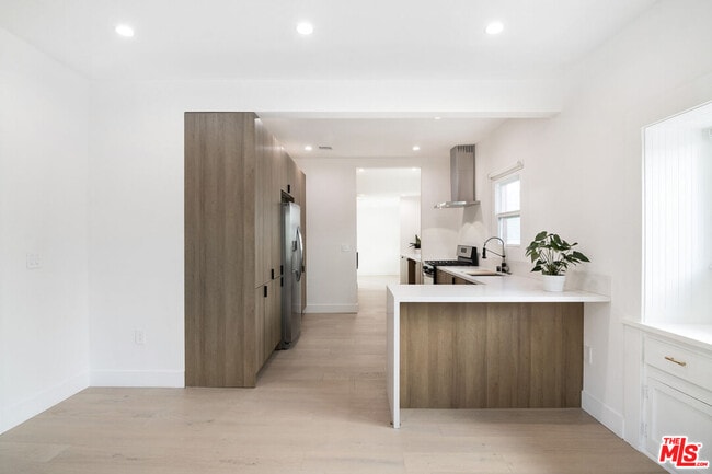 Building Photo - 4612 Franklin Ave