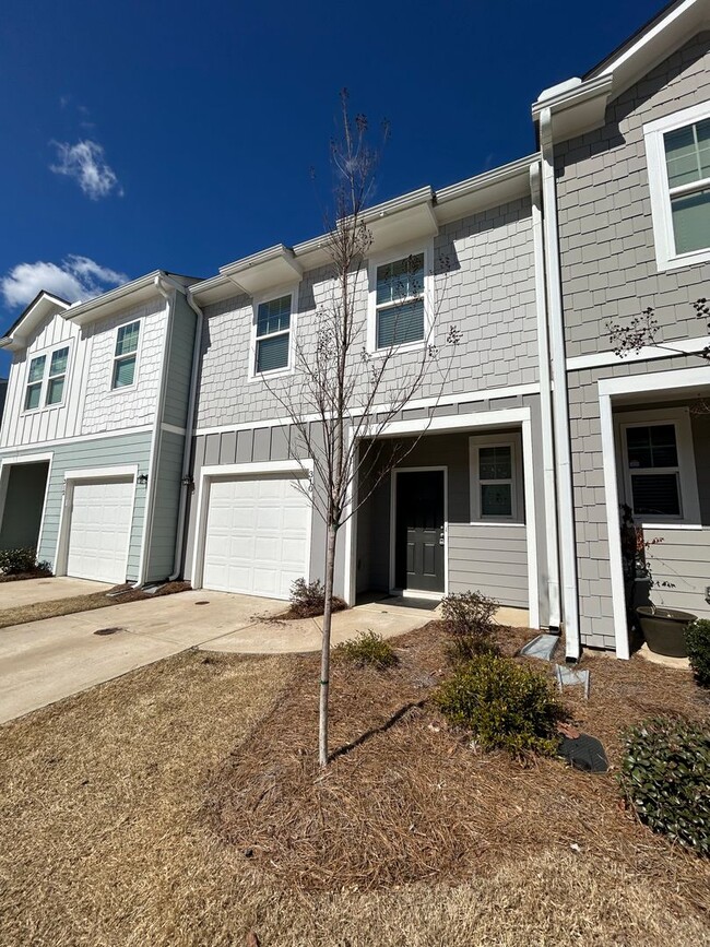 Building Photo - Nice 3/2.5 Townhouse in Cartersville- $1,595