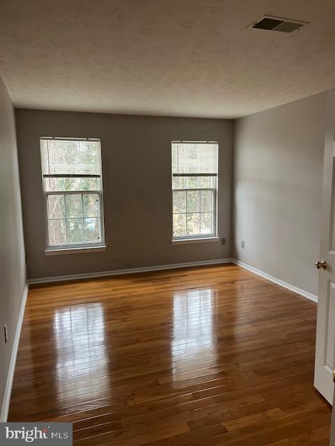 Building Photo - 9255 Matthew Dr