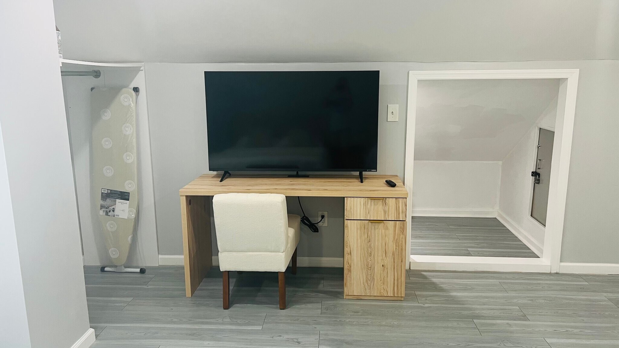 Building Photo - 28 Linden Ave