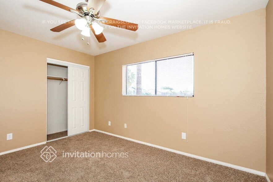 Building Photo - 5041 W Sandra Terrace