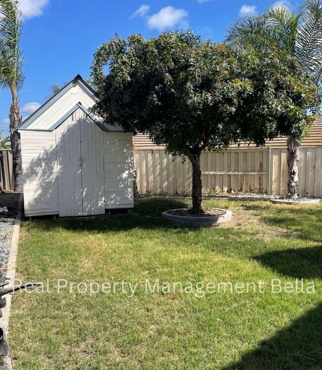 Building Photo - Charming Corner-Lot Home on a Peaceful Cul-de-Sac!