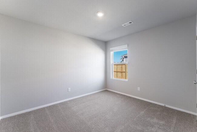 Building Photo - Welcome to your dream home *MOVE IN SPECIAL!*