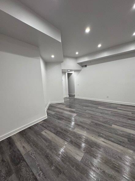 Building Photo - 2355 Virginia Pl NE