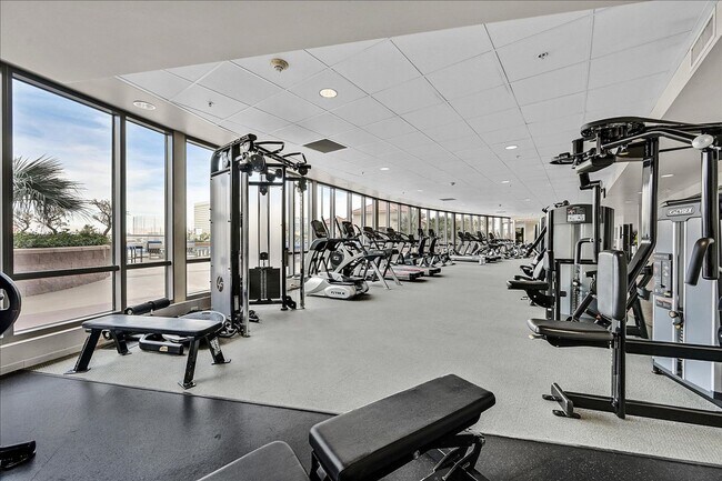 Building Photo - 34th Floor Condo at Allure - Amazing Strip Views!