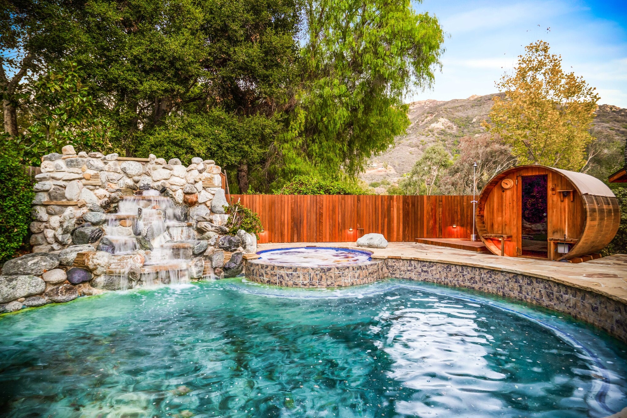 Building Photo - 25736 Punto de Vista Dr