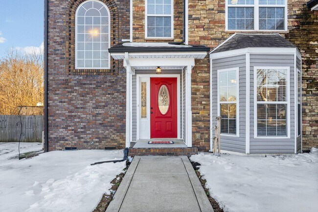 Building Photo - Pet Friendly Four Bedroom!