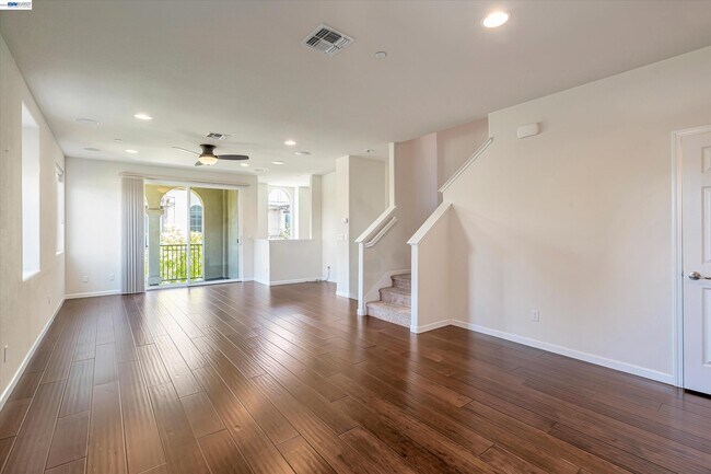 Building Photo - 1139 Genco Terrace