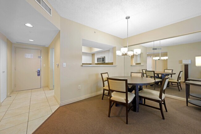 Building Photo - 17375 Collins Ave