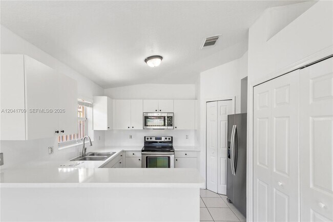 Building Photo - 13471 SW 278th Terrace
