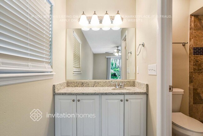 Building Photo - 974 Treadway Dr