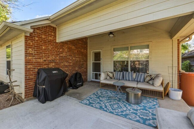 Building Photo - 10204 Wind Cave Trail