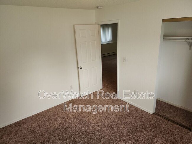 Building Photo - 4200 Florina St