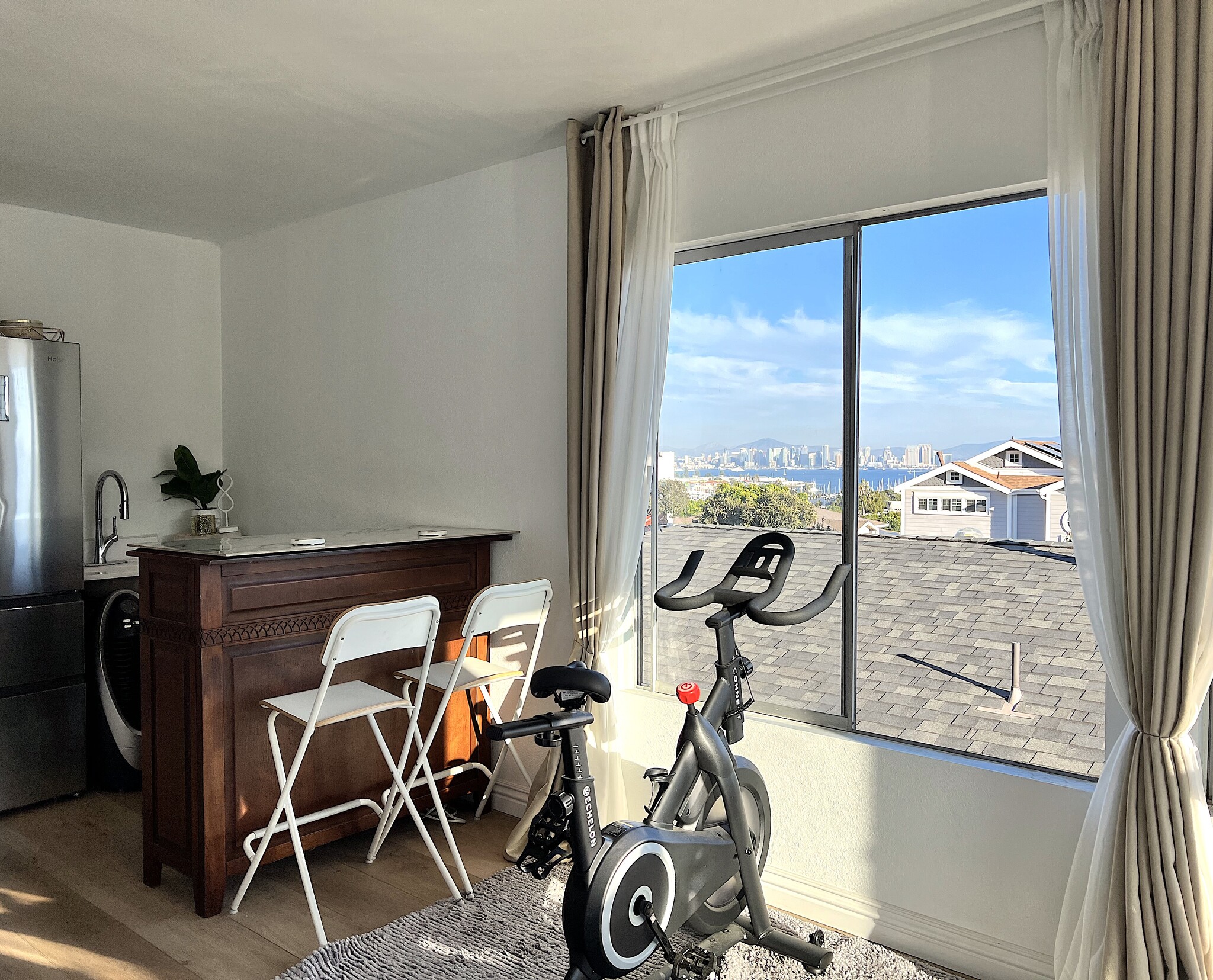 Building Photo - 3312 Avenida de Portugal