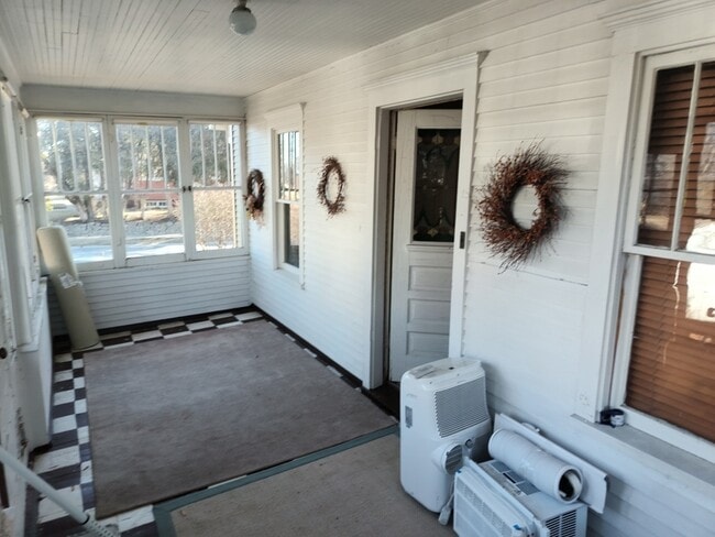 Building Photo - 401 Cleveland Ave