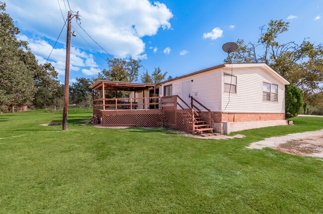 Building Photo - 30 Allen Rd